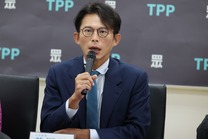 藍白會商日期確定了！黃國昌：11/19下午與鄭麗文會面