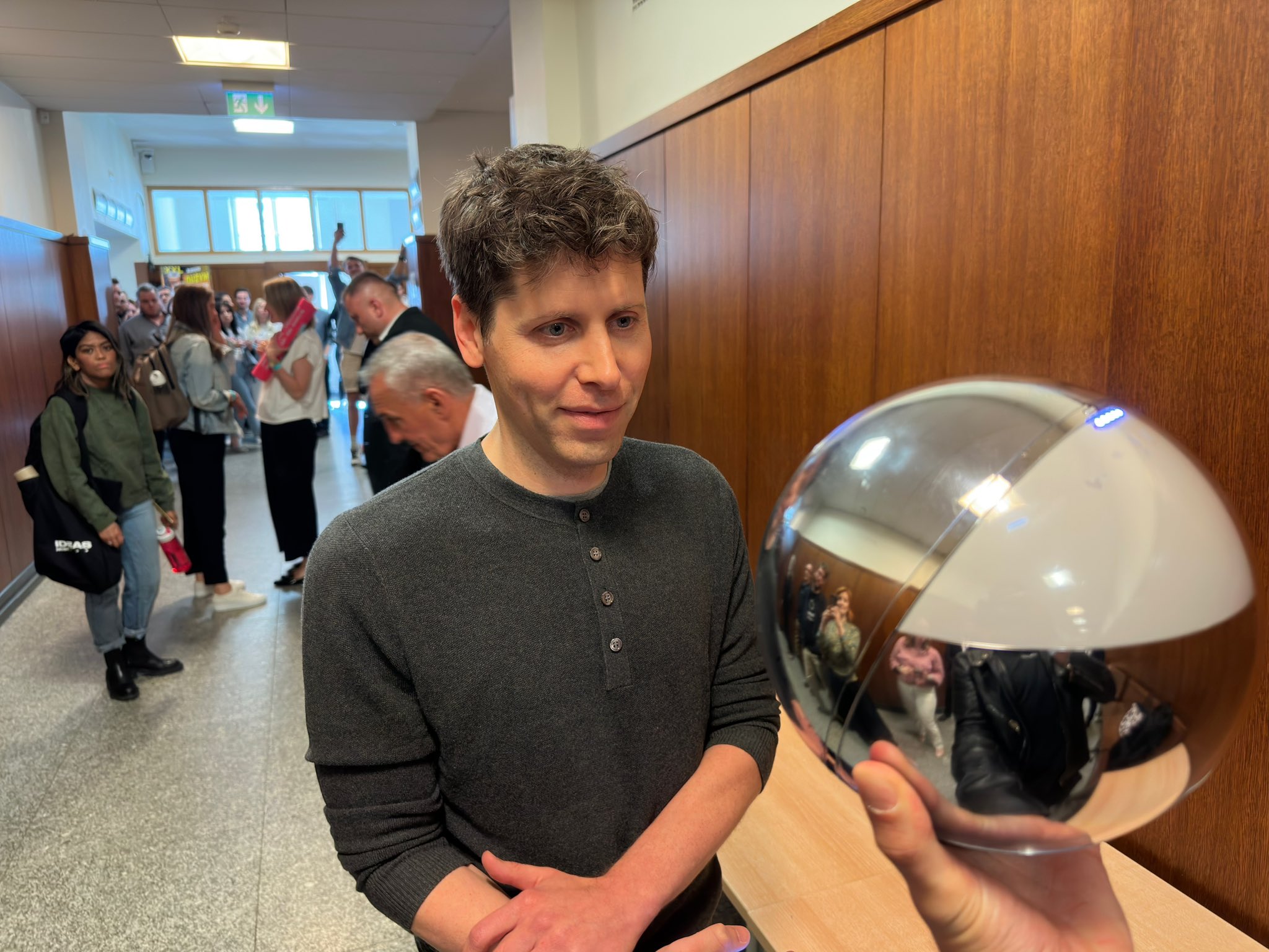 OpenA任命新的CEO，奧特曼回歸恐怕已破局。圖/取自Sam Altman @sama