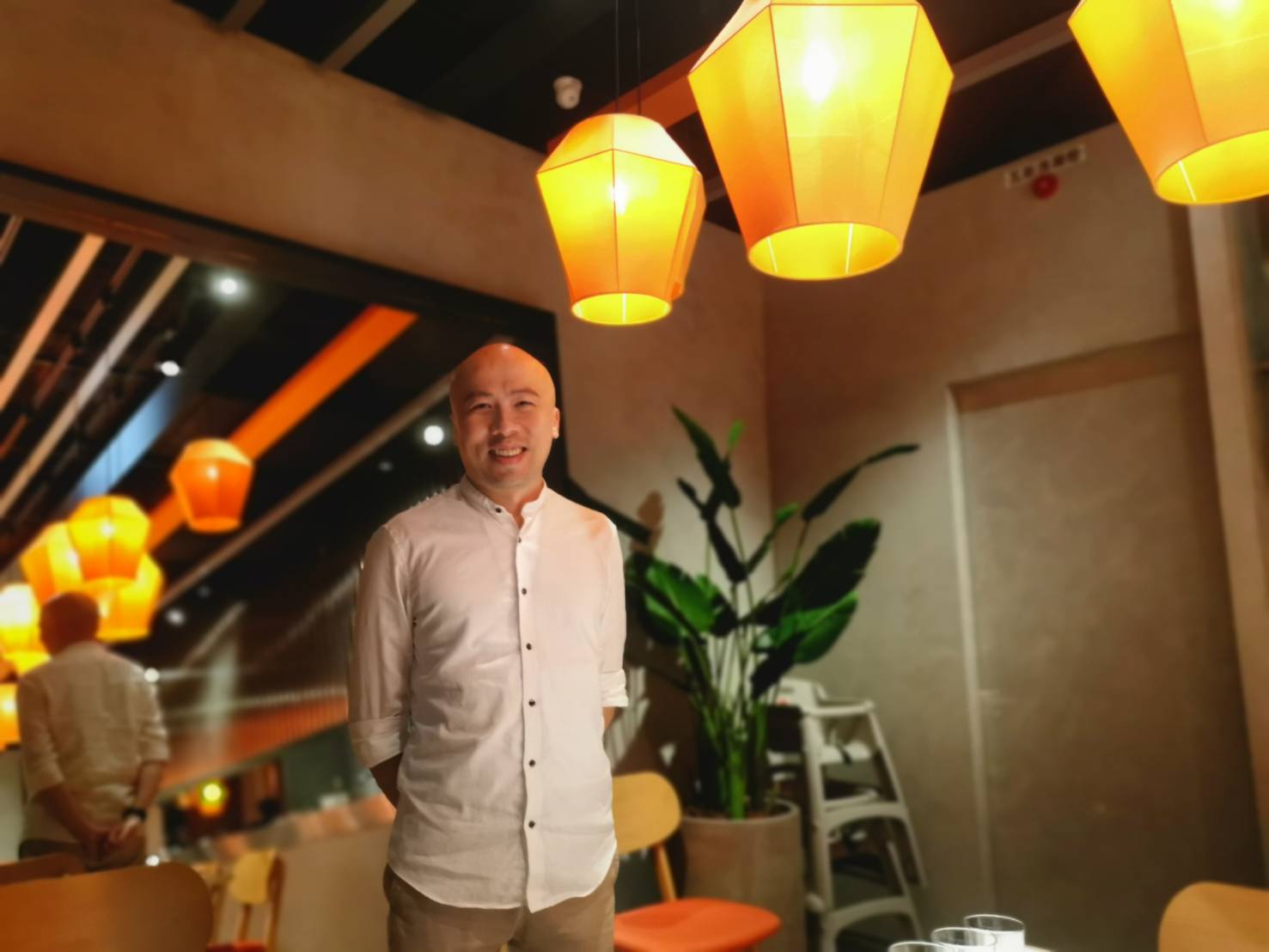 陳明業曾是媒體追捧對象，也曾落魄到在市場當搬運工。圖／陳明業提供