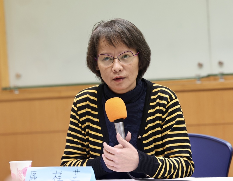 108課綱被北一女國文老師區桂芝痛陳是「無恥課綱」。圖為區桂芝23日出席「蔡英文政府教育政策總體檢記者會」。中央社