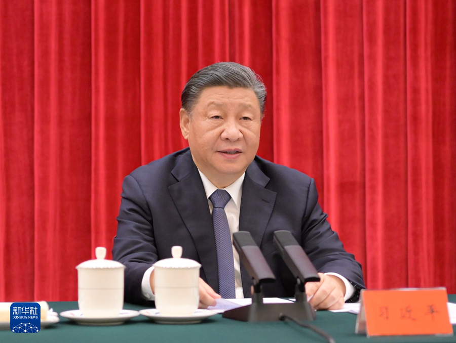 12月26日，中共總書記習近平在紀念毛澤東130週年冥誕時首次提到台灣問題。央視
