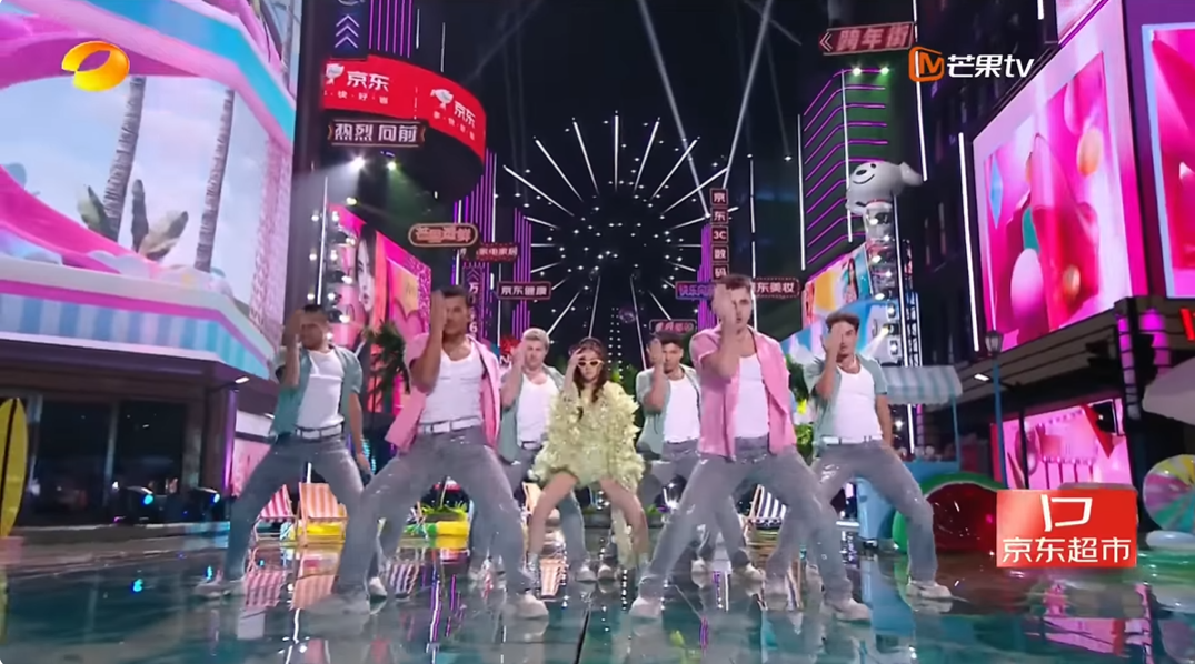 今年跨年晚會比拼相當激烈，蔡依林在湖南衛視的跨年晚會開唱。翻攝自蔡依林 Jolin Tsai  YT頻道