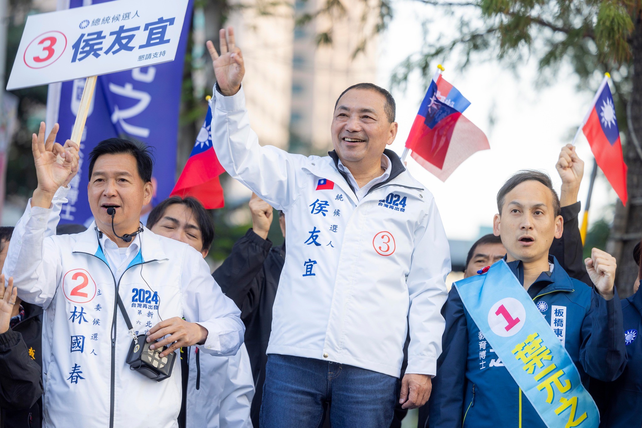 國民黨總統候選人侯友宜表示，民進黨一再抹紅別人，代表選舉已沒招，只能騙選票。圖／引自侯友宜臉書