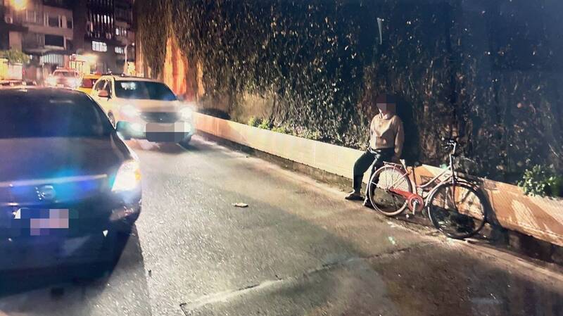 55歲王男聲稱自己因為中風剛開刀，無法分辨方向，因此不知道自己逆向。圖／翻攝畫面