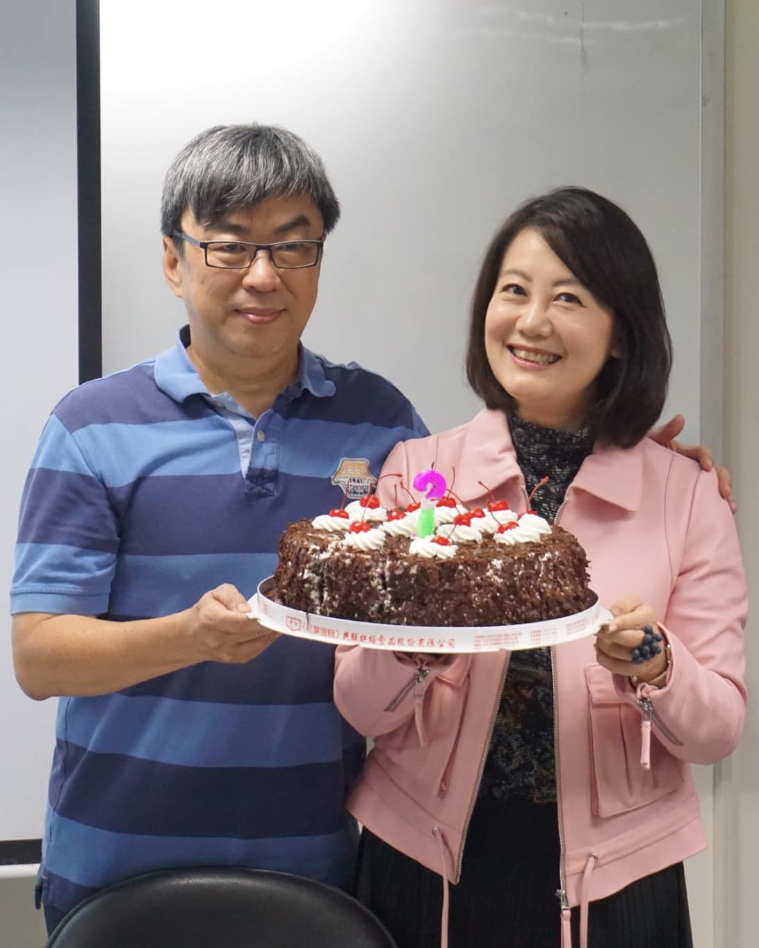 同是新潮流系的段宜康（左）與吳思瑤都表示，民進黨在台北市長選戰中一定會推出最強人選。圖/取自吳思瑤臉書