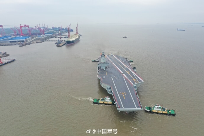 演習場地面積巨大但持續時間較短來看，猜測很可能是「福建艦」航艦首次彈射起飛試驗。圖/取自新華社