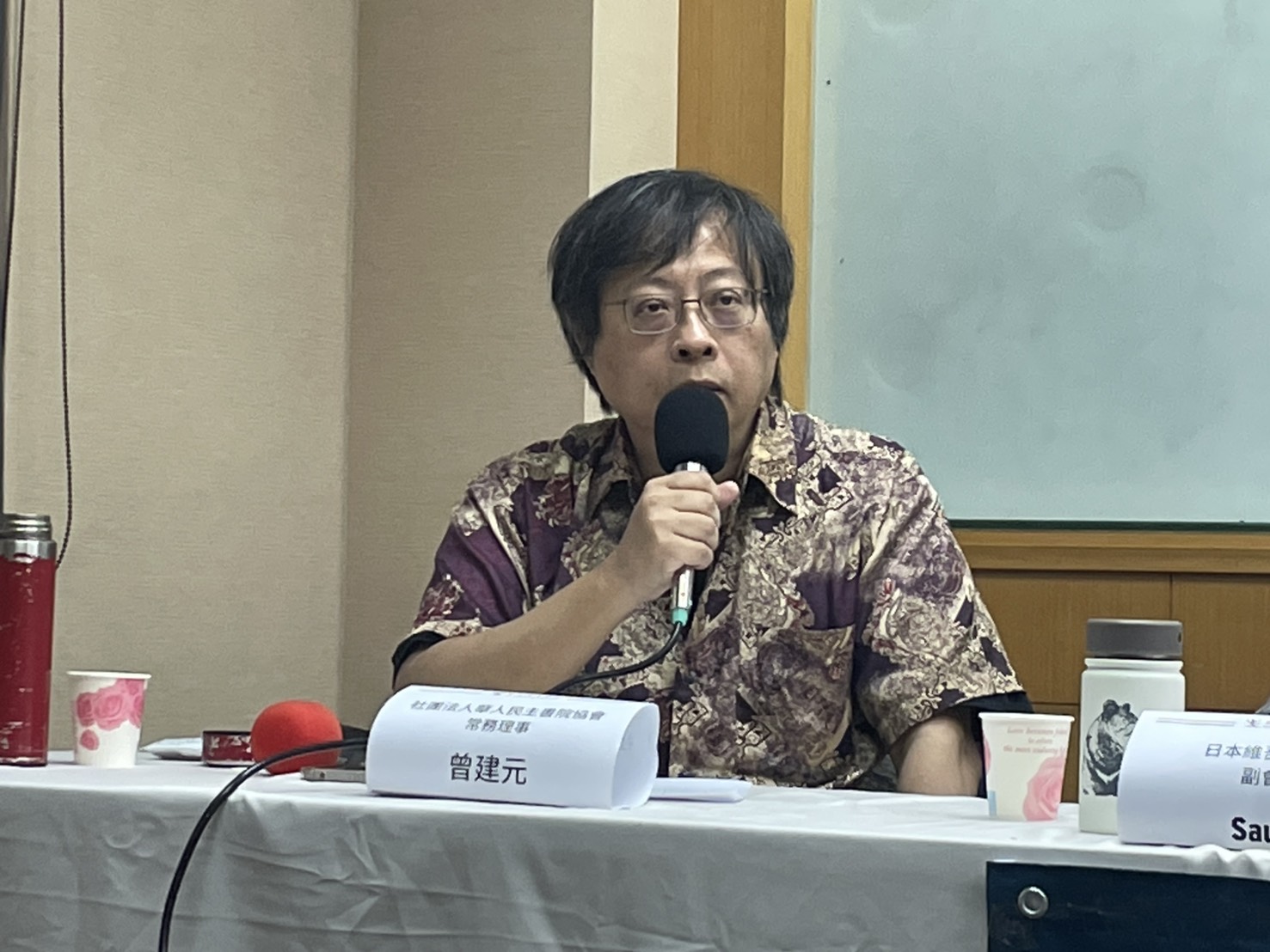 公督盟第11屆理事長曾建元指出，選民已用投票告訴賴清德，顯然多數民眾認為總統賴清德應該成為「全民總統」的角色。圖/記者洪子苓攝