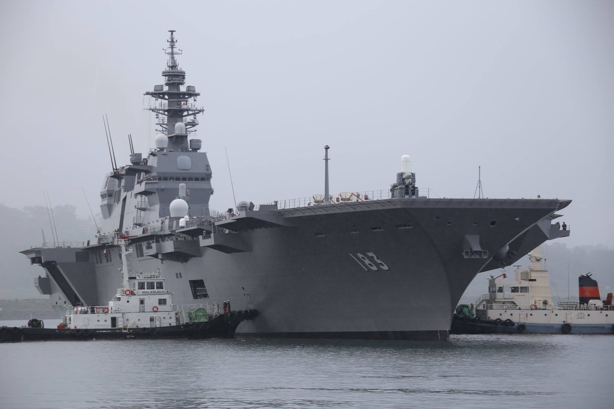 日本海上自衛隊宣布，出雲號（圖）和加賀號兩艘直升機護衛艦將在5月3日啟航。圖/取自防衛省（Japan Ministry of Defense） 臉書