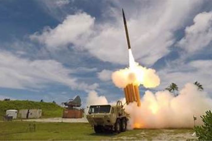 美軍「終端高空防禦系統」(THAAD)攔截彈已消耗近八成庫存。圖/取自Lockheed Martin網站