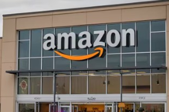 大陸首次要求亞馬遜等巨頭交出銷售數據，以打擊逃稅店家。圖/取自Financial Flash YouTube頻道