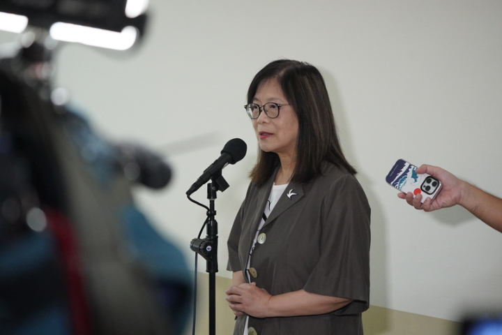對於大陸人士頻偷渡來台，海委會主委管碧玲今天（28日）指出，不排除是中共灰色地帶侵擾行動。圖/中央社