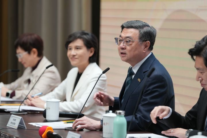 【梅花專論】憲政程序警訊：從行政拒絕執法到外部預算溝通的制度警訊