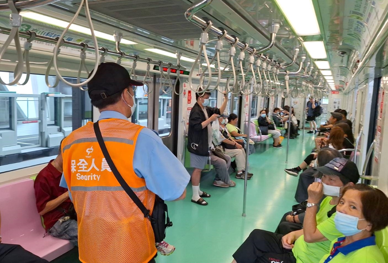 中捷日前發生隨機傷人事件，現已增派警備人員、添購裝備，加強維護乘車安全。圖/取自台中市政府網站