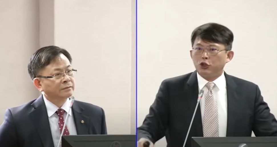 NCC主委陳耀祥（左）回嗆立委黃國昌引發激烈口角。圖/取自國會頻道