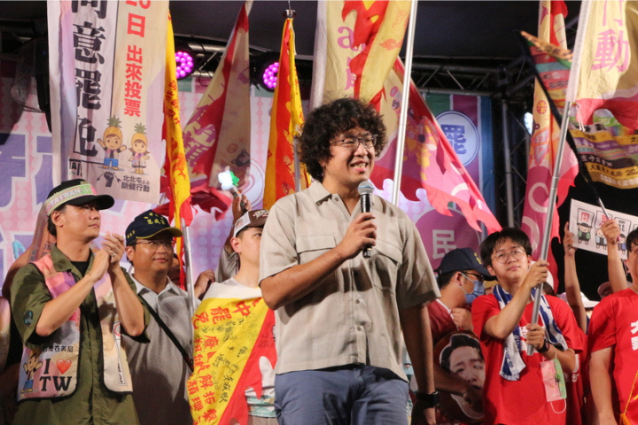 沈伯洋突喊「三分國安」籲聚焦823！網炸鍋：救災好嗎