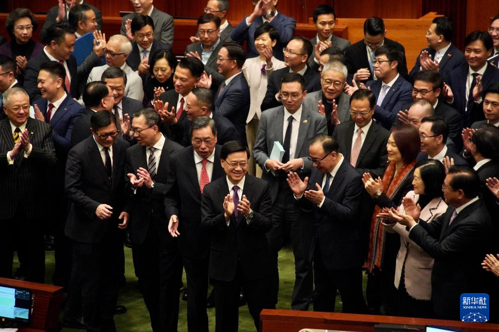 香港特區立法會19日全票通過《維護國家安全條例》。圖/取自新華社