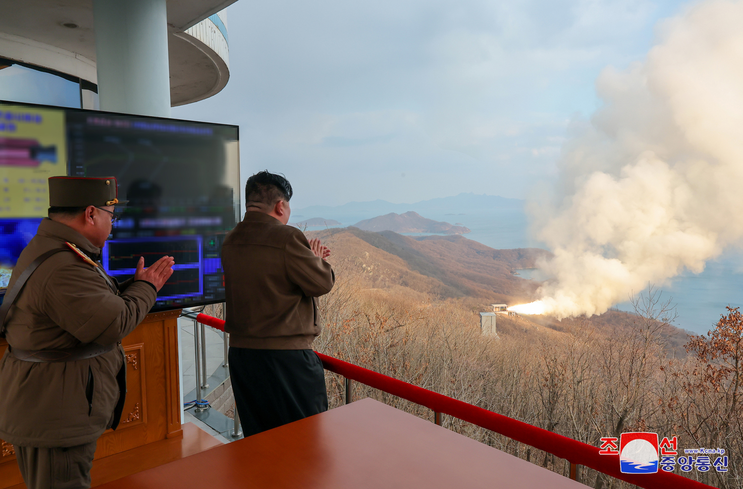 金正恩經常到各地部隊視察。圖/取自朝鮮民主主義人民共和國官網