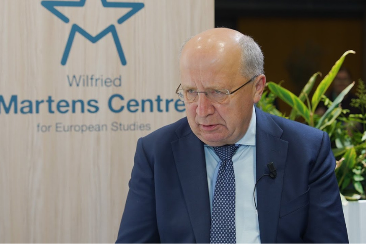 歐盟執委警告：美國若以軍事手段接管格陵蘭　將意味北約終結