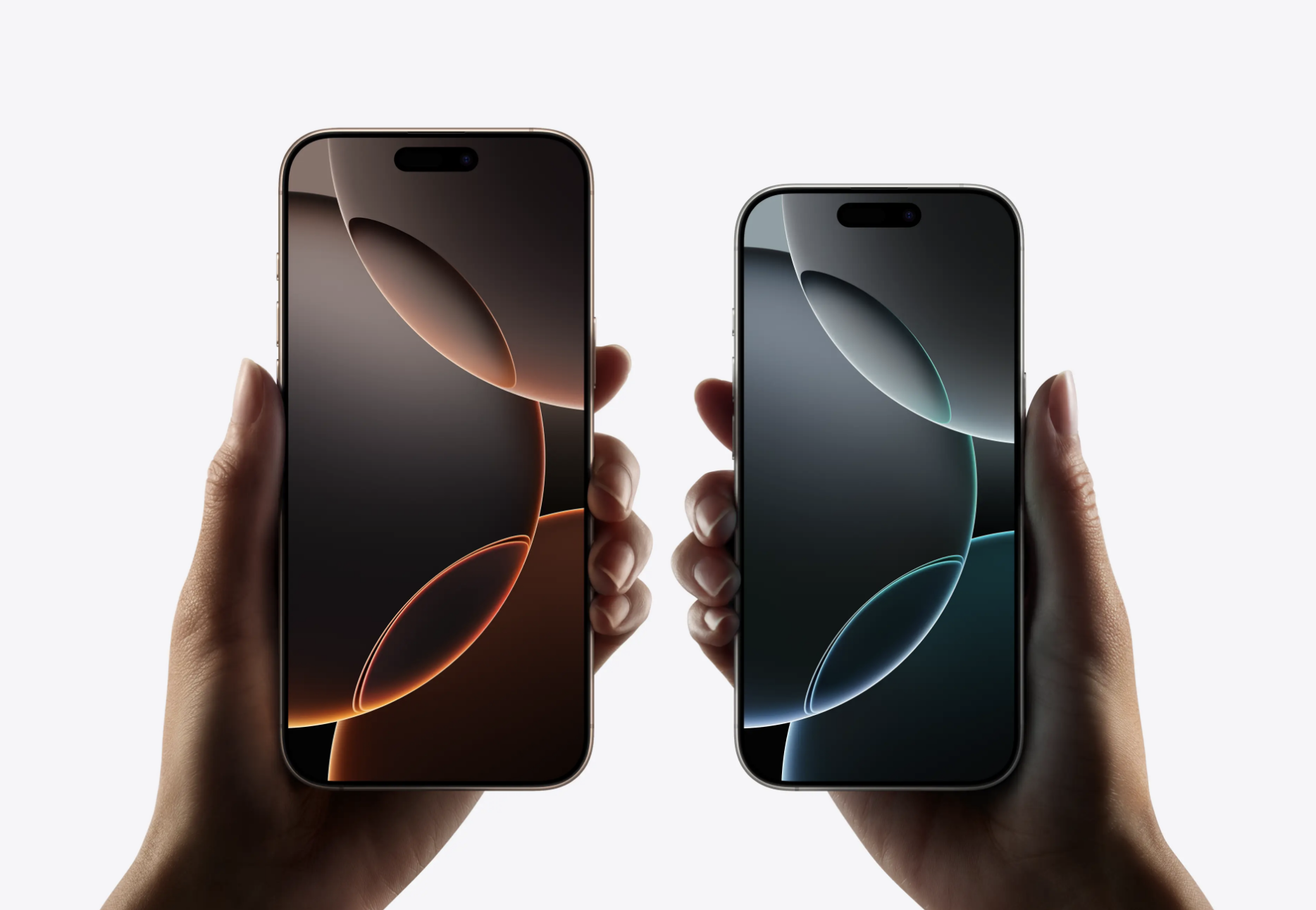 川普關稅重擊後，一部高階款iPhone 16 Pro Max，若漲幅達43%，則可能直逼2300美元。圖/取自蘋果官網