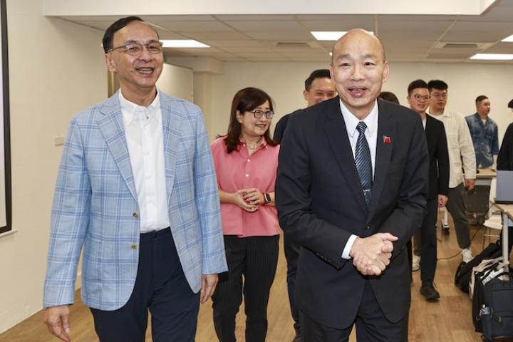 韓國瑜申報存款837萬、房貸逾千萬　「賣菜郎」商標成焦點