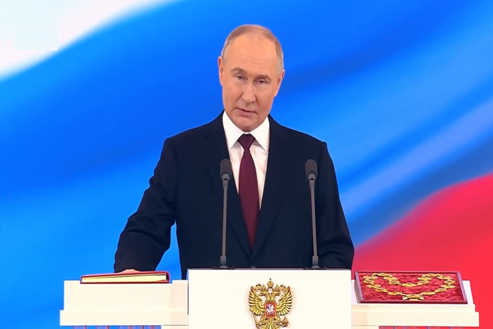 普丁宣誓就職新任俄羅斯總統。圖/取自FPJ官方《YouTube》頻道