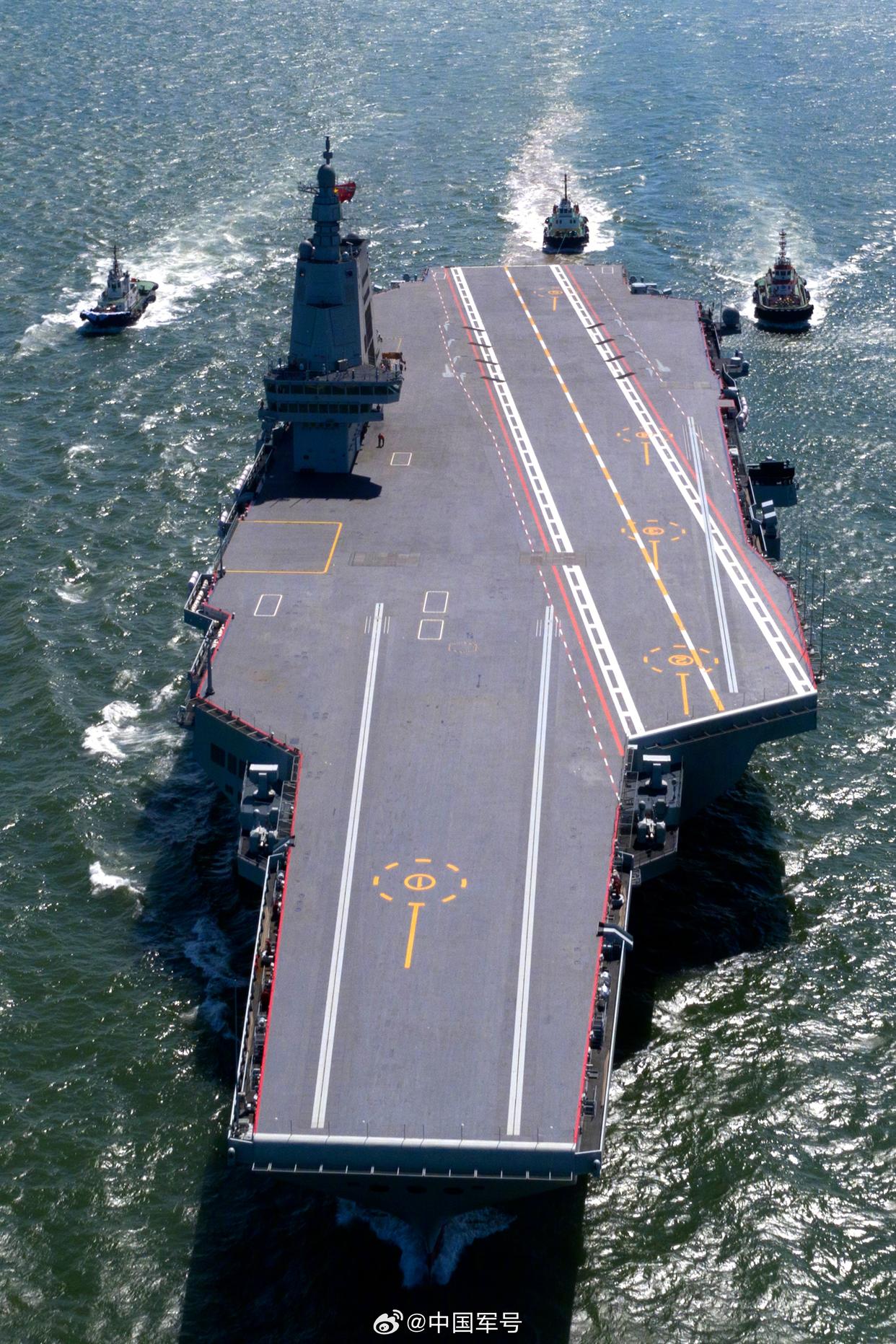 福建艦啟動第九次海試，22日宣布殲-15T、殲-35與空警-600三型艦載機已完成首次電磁彈射起飛與著艦訓練。圖/取自中國軍號