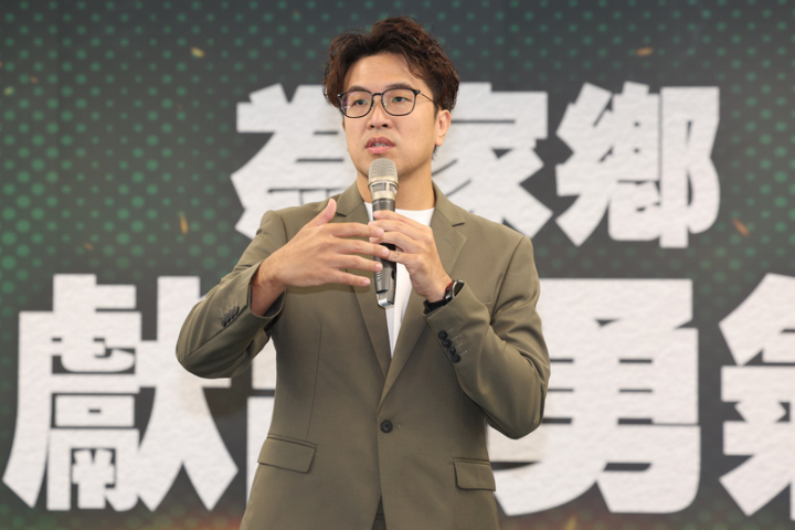 沈伯洋民調領先17個百分點別高興太早！綠營操盤手：蔣萬安仍可能反超7個百分點