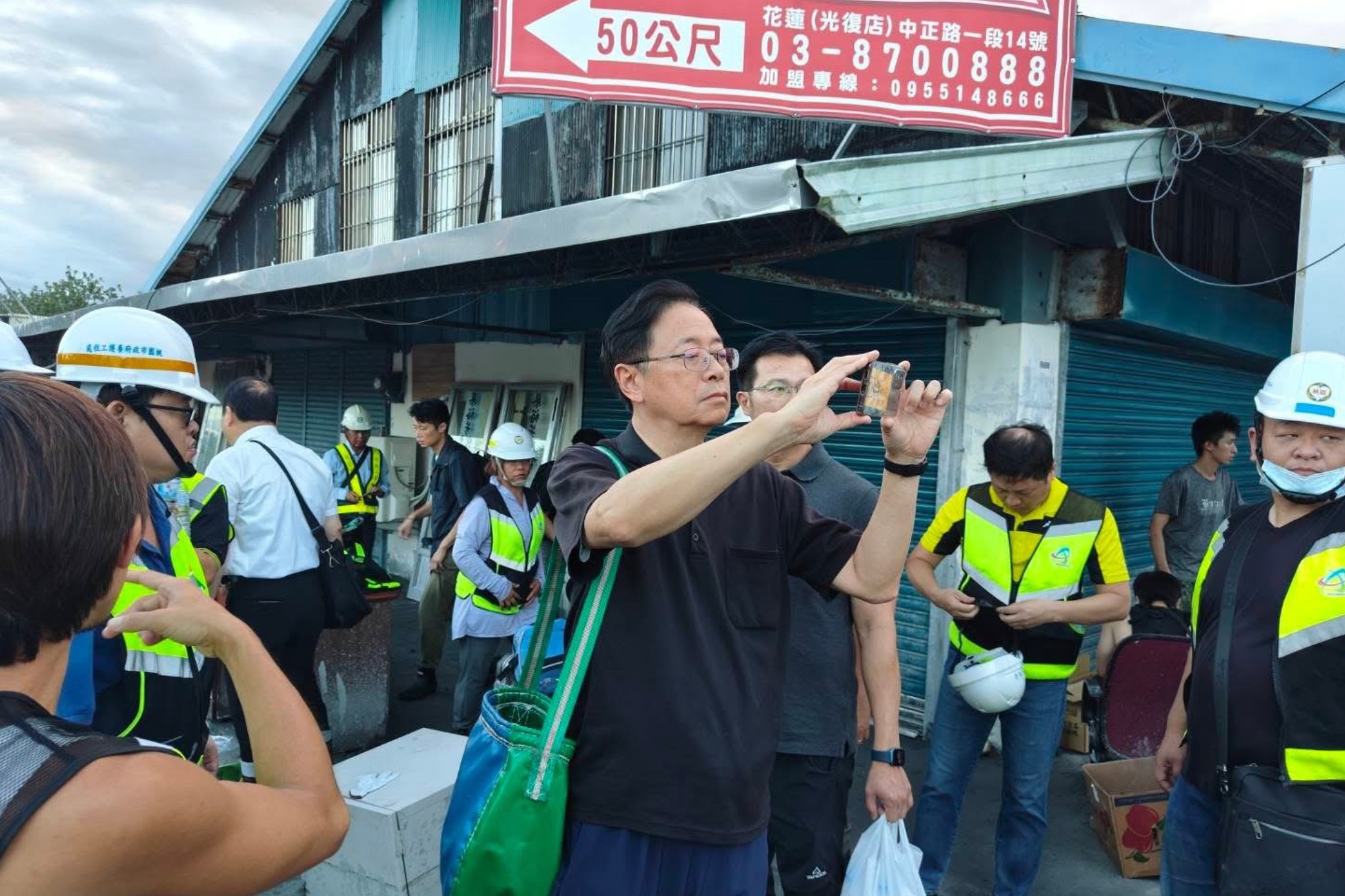 張善政低調赴花蓮　政論粉專盛讚：零負評勘災示範