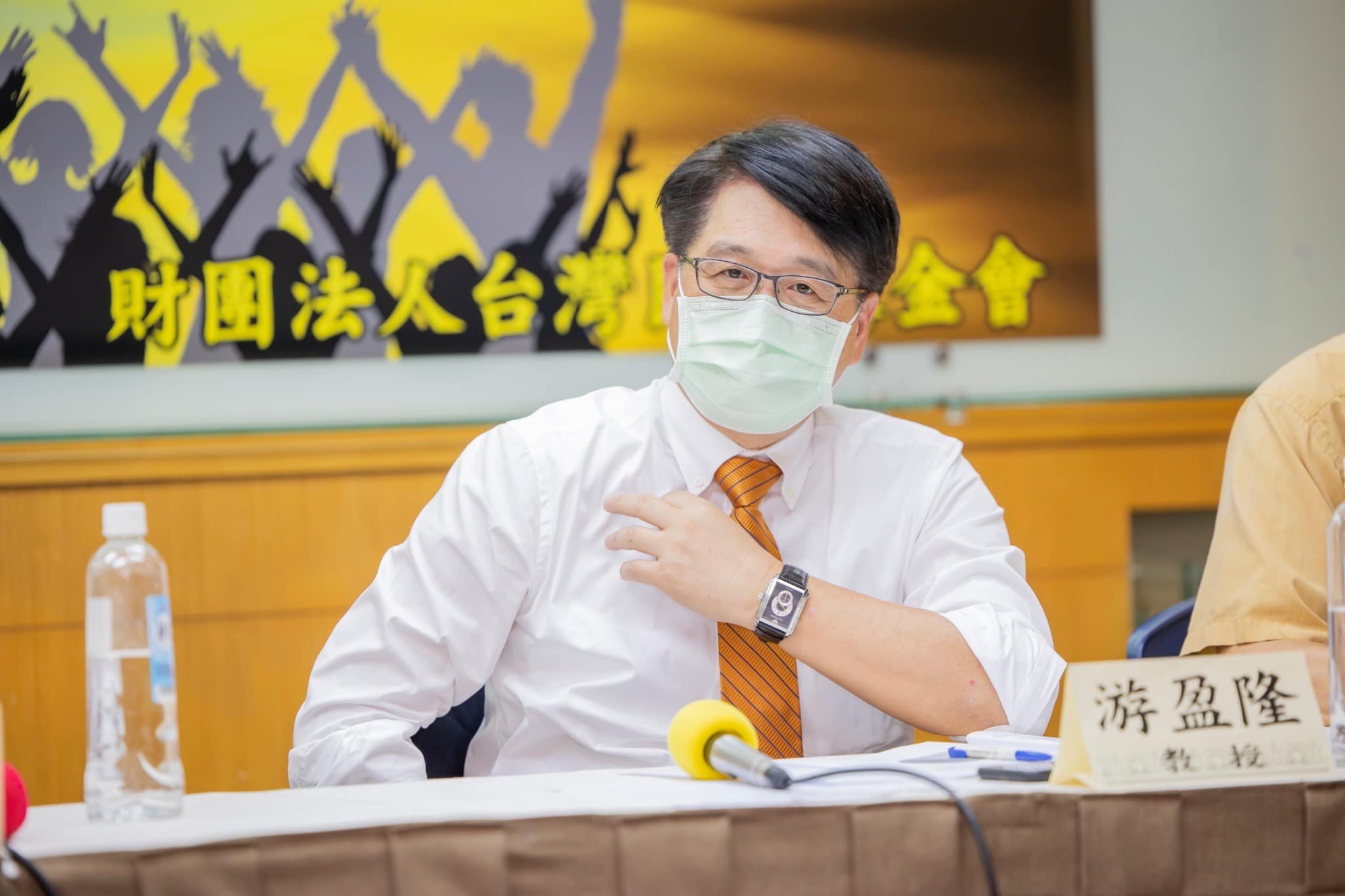 台灣民意基金會針對死刑存廢進行民調，高達近8成5民眾反廢死，游盈隆說，如果民進黨要廢死，恐付出無法估計的政治代價。圖／取自游盈隆臉書