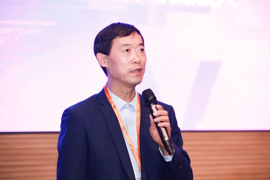 捧紅《三體》小說的姚海軍被四川省紀委調查。圖/取自上觀新聞網