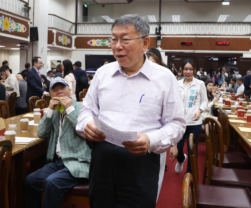 柯文哲近日被北市議員近日質疑於北市長任內護航京華城改建案。圖/中央社