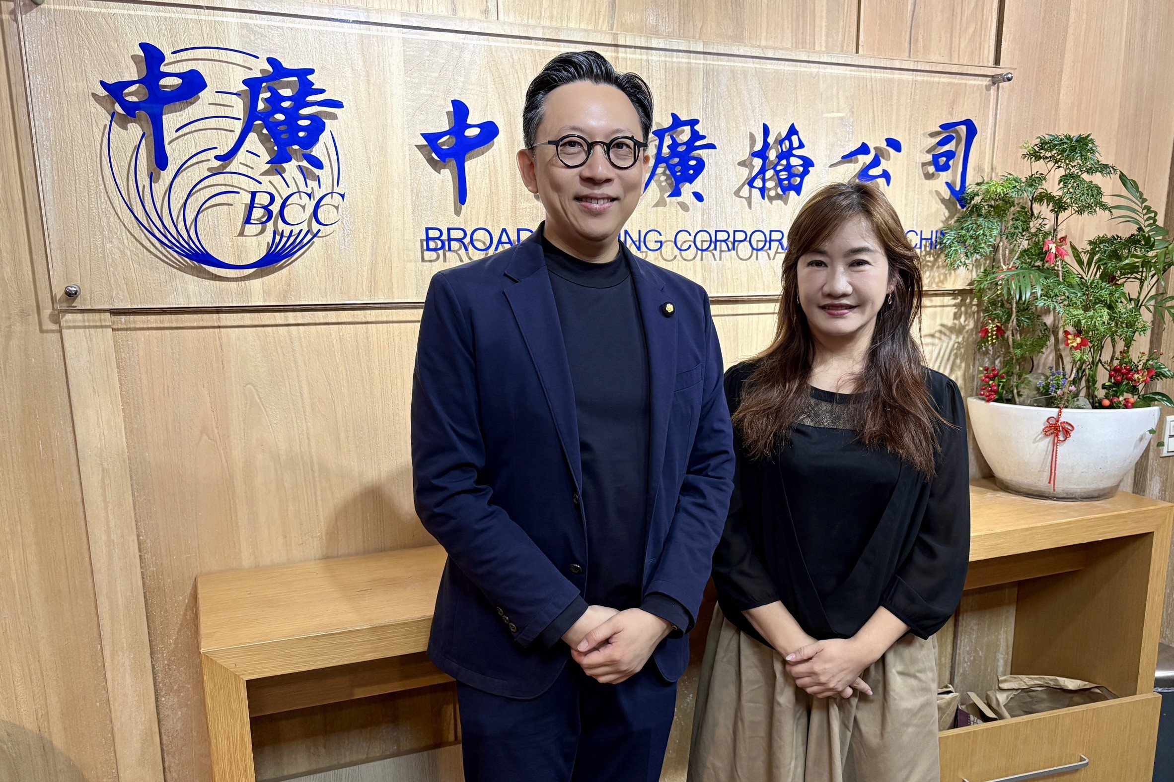 洋流是灌出來的？王淺秋曝觀看數縮水　寶博士分析：灌水帳號「品質不高」