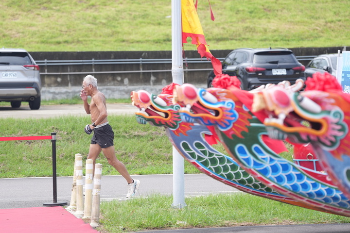 低壓帶影響北東部防豪雨　梅雨鋒面周二、三影響最明顯
