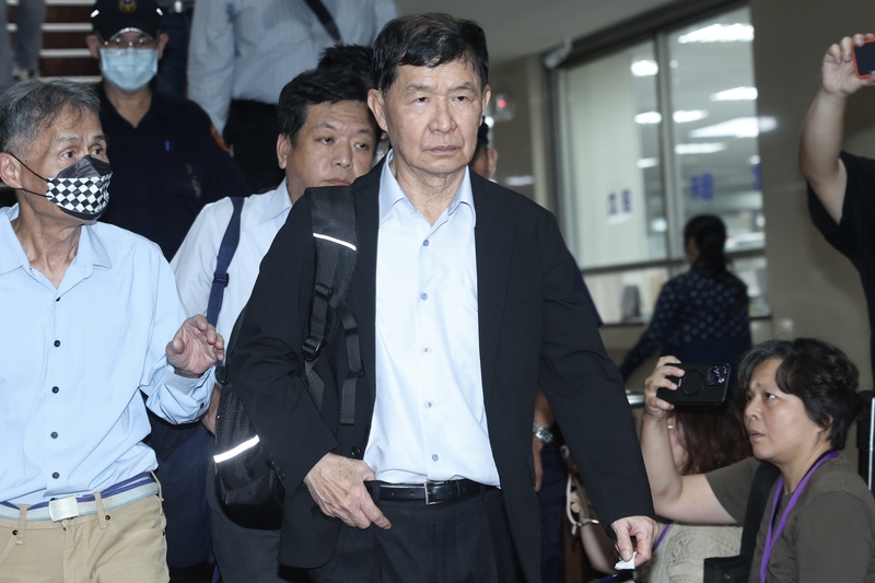 「命債命還」粉專版主羈押禁見確定 王鴻薇：人權最黑暗一刻