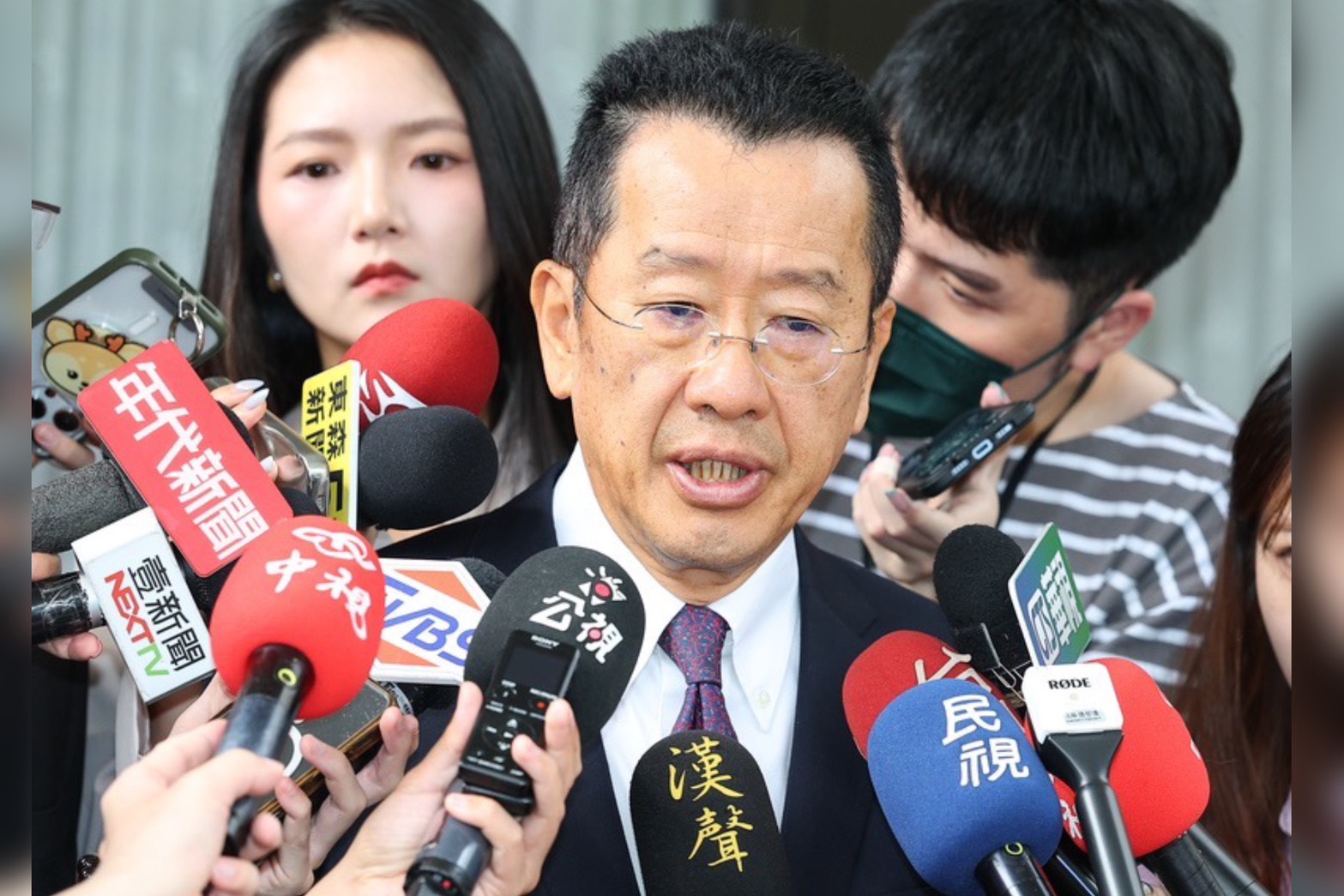 呂禮詩赴陸登艦言論惹議　顧立雄支持修法：由少將下修至少校