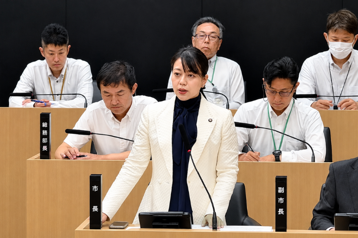 日本政壇首例！35歲美女市長請16周產假　竟掀全國大論戰