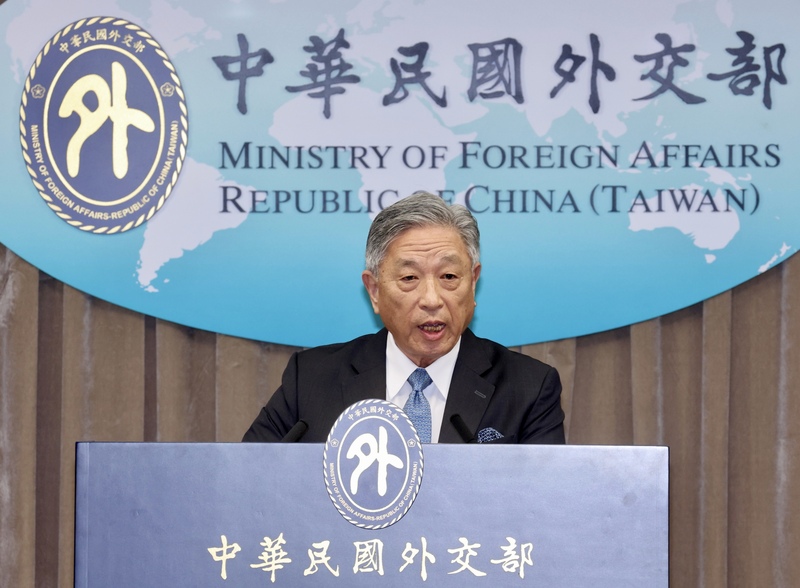 媒體和學者去年10月就示警諾魯可能與我斷交。圖/取自中央社