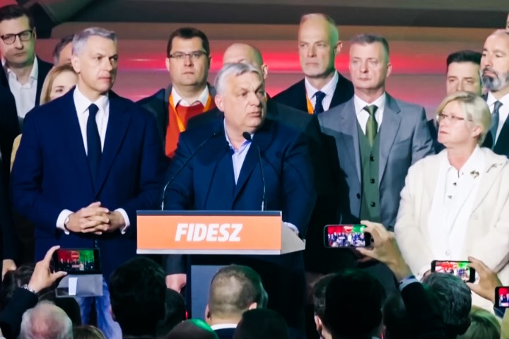 匈牙利變天　民族主義總理奧班坦承敗選　16年執政終結