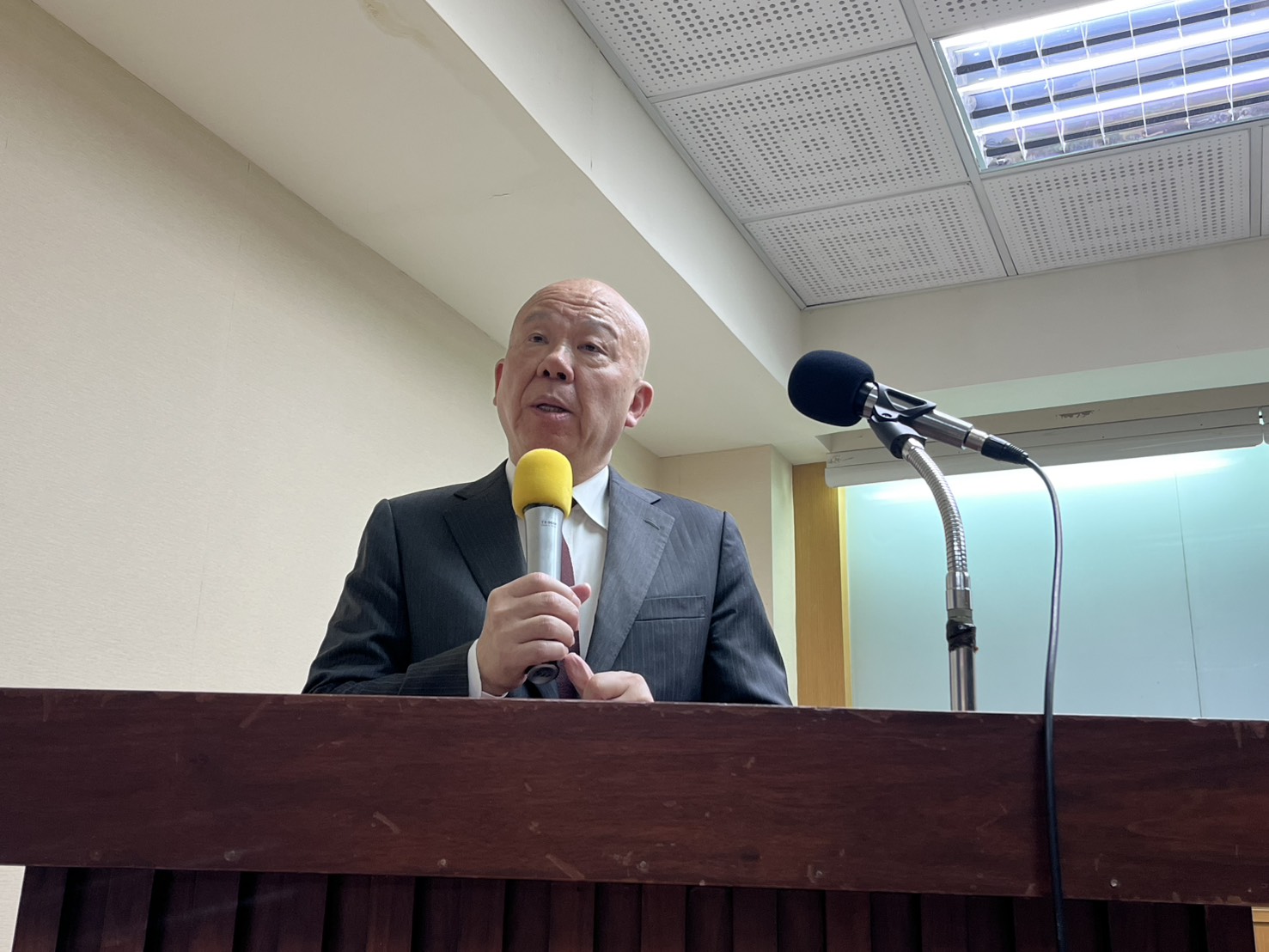 228遺族廖繼斌（見圖）今日表示，任命弒師犯楊振隆是對先烈侮辱，籲在野一同出面發聲。圖/記者黃楚甯攝