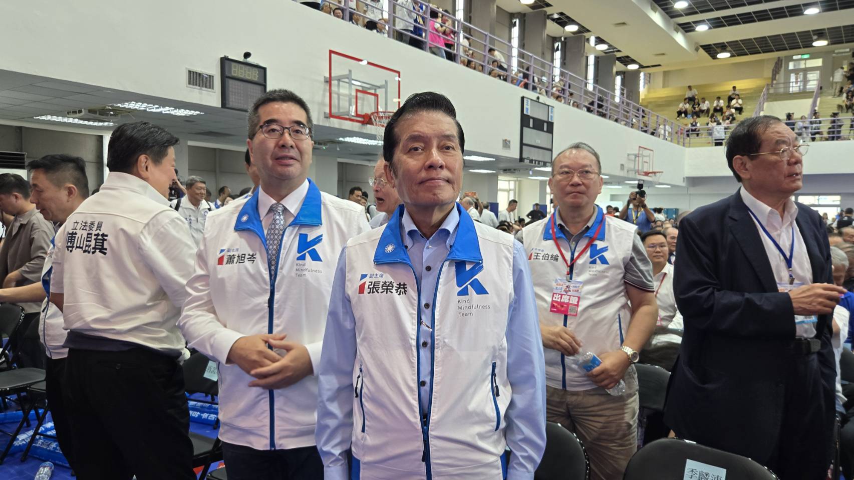 推動鄭習會和國共論壇的國民黨兩位副主席張榮恭(前)、蕭旭岑(後)。圖/記者宋秉忠攝