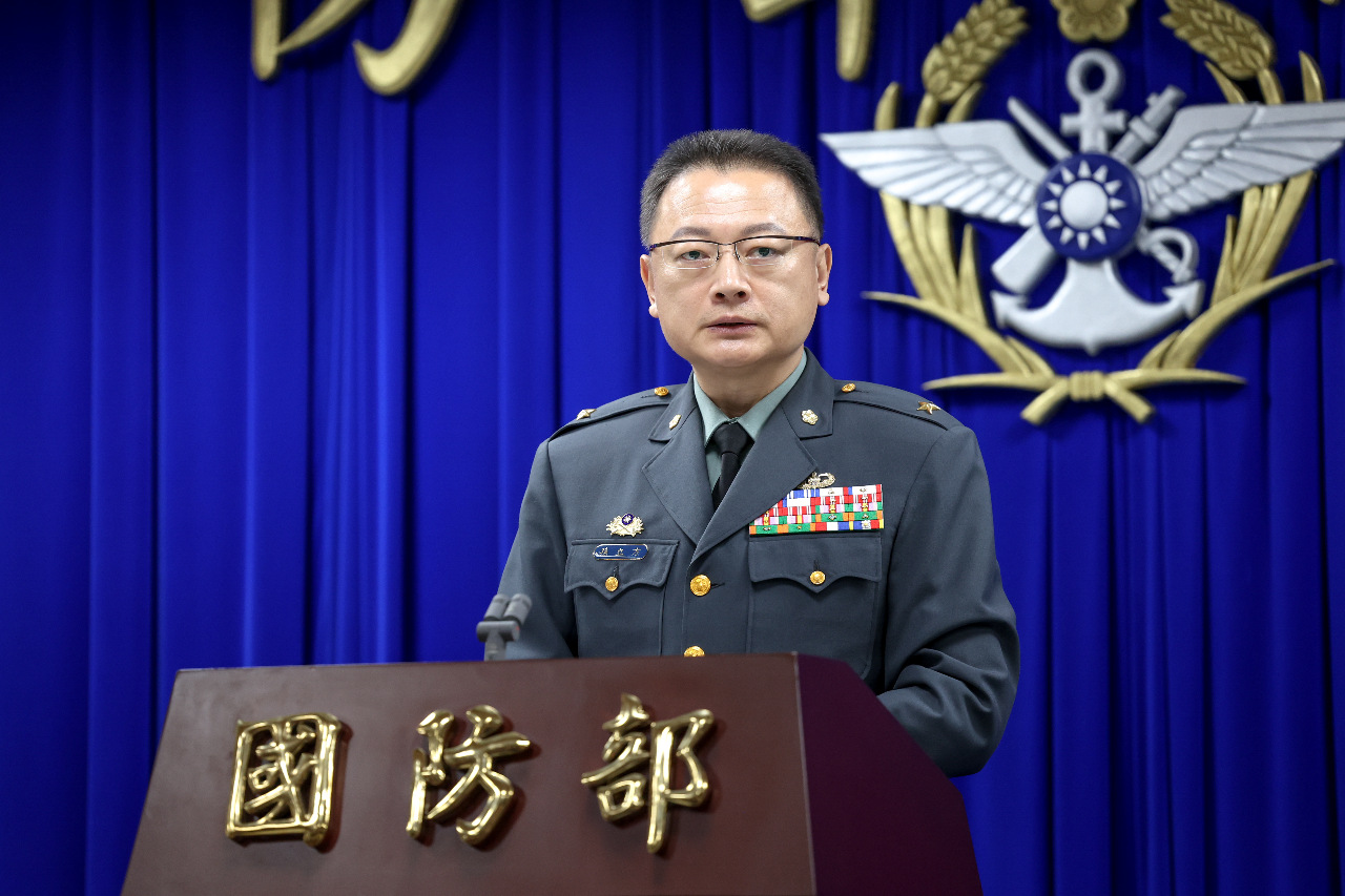 國防部發言人孫立方澄清發布「國家級警報」引發的疑義。圖/國防部