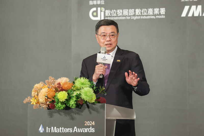 行政院長卓榮泰12日表示，行政院霸凌通報平台明天將上線。圖/中央社