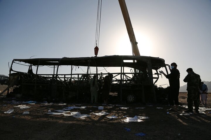 阿富汗難民遭伊朗驅逐出境發生巴士事故　已造成79人死亡
