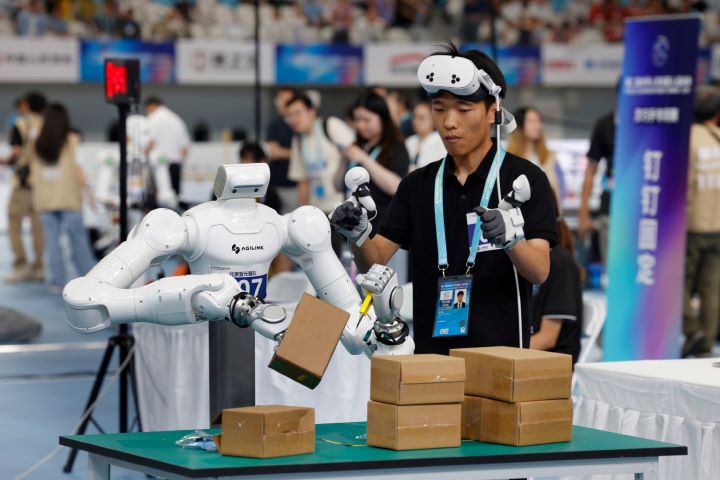 中國已形成從零組件、馬達、磁鐵、電子元件到整機製造的完整產業鏈。圖/取自廣元機器人官博
