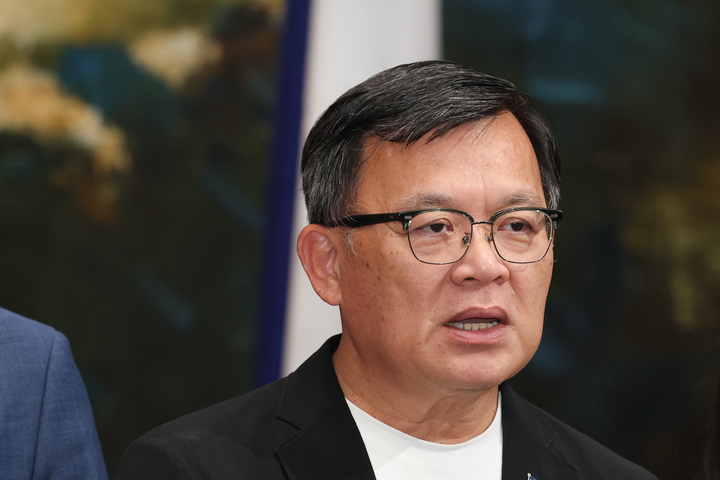 【陳朝平專欄】普發萬元是測試他們愛黨愛台的試金！