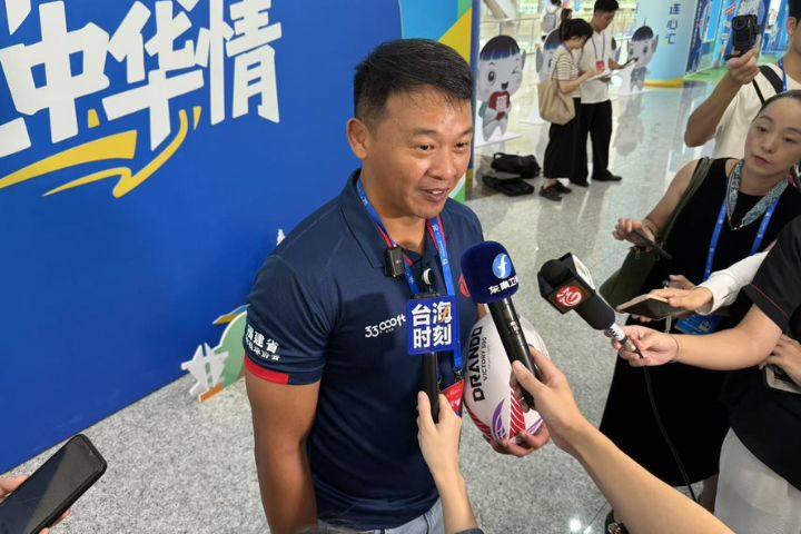 台籍教師康永明受訪表示，台灣年輕人來大陸發展是更好的選擇。圖/記者張蔭泉攝