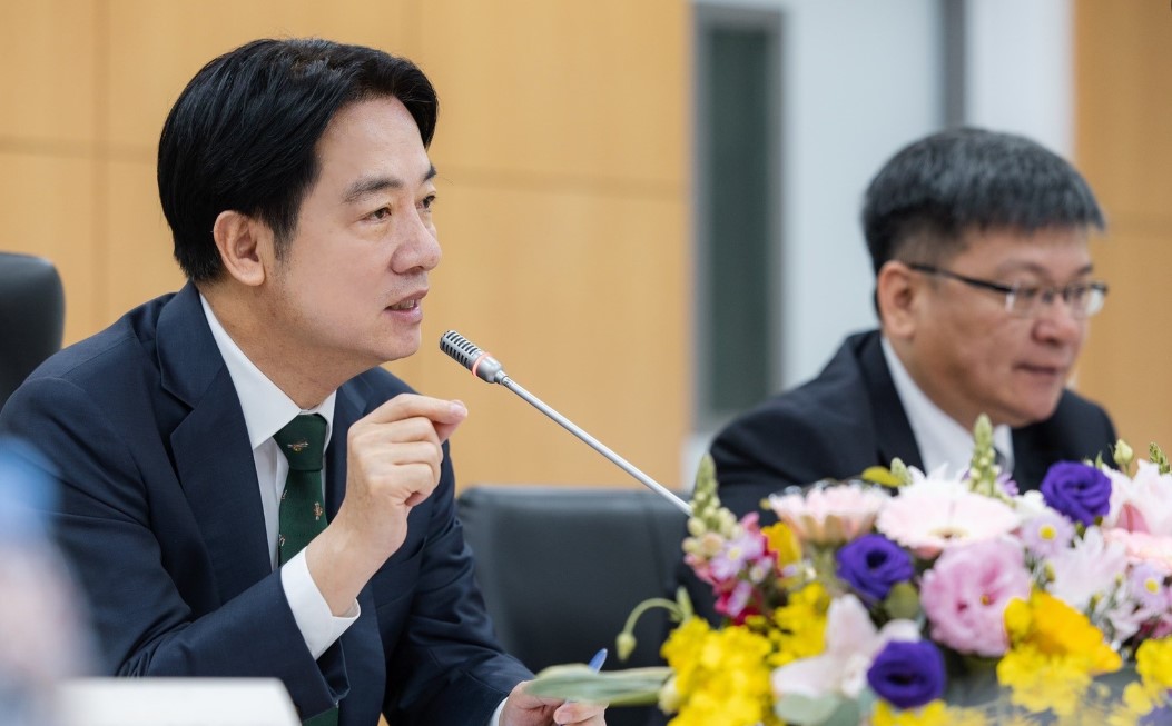 國會改革覆議案遭否決，政院和民進黨團都將聲請釋憲，賴總統也在審慎評估中。圖/取自賴清德臉書