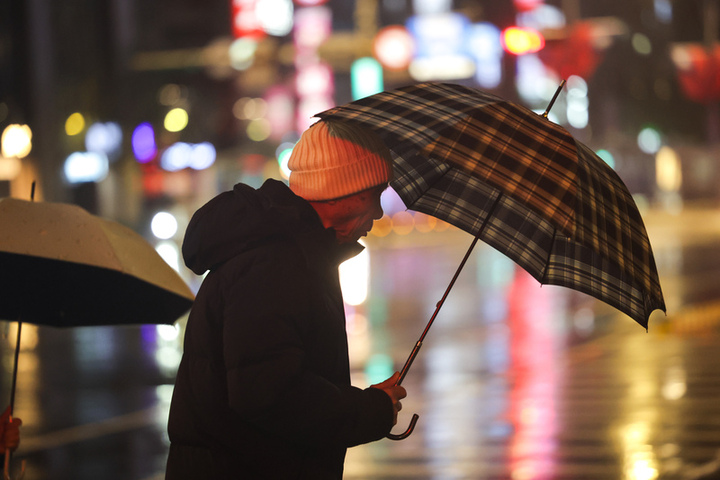 今起鋒面通過持續降溫轉雨　下周一最冷北度低溫14度