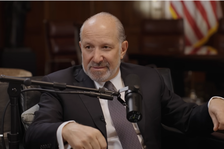 美商務部長盧特尼克接受《All-in Podcast》專訪也直言,台積電未來仍會擴大投資規模。圖/翻攝自All-In Podcast