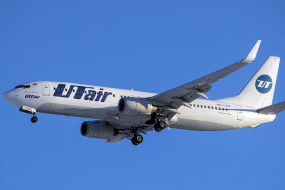 烏塔航空班機飛行中機件故障，緊急迫降莫斯科。非涉事班機，圖/取自Αργύρης Φουστερης《推特》